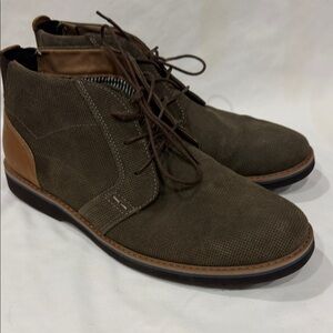 Nunn Bush Khaki and Brown Chukka Boots